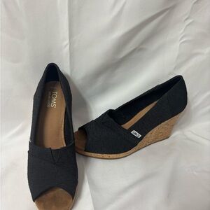 TOMS Black and Tan Wedge Shoes
